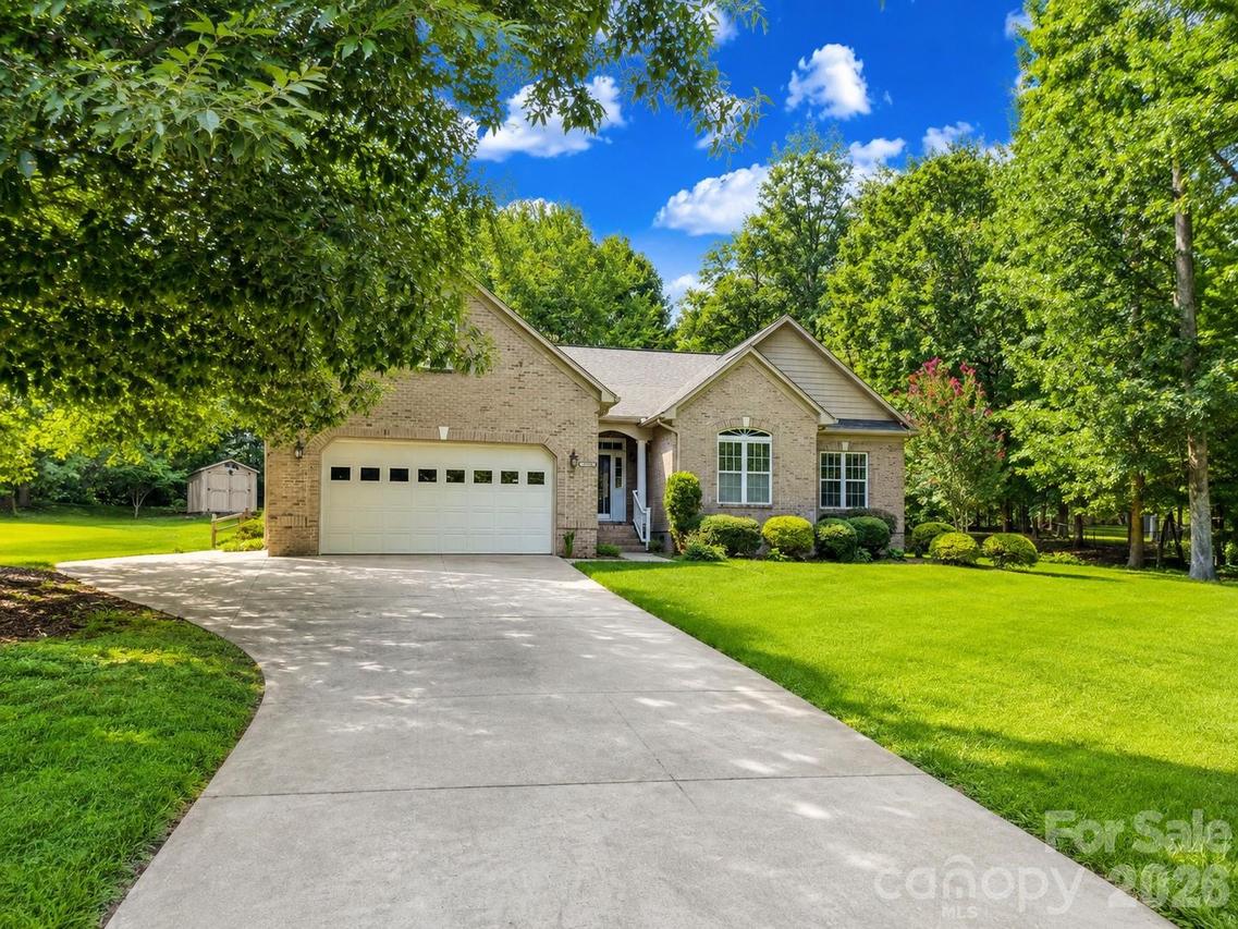 1318 Stonewyck Dr., Salisbury, NC 28146