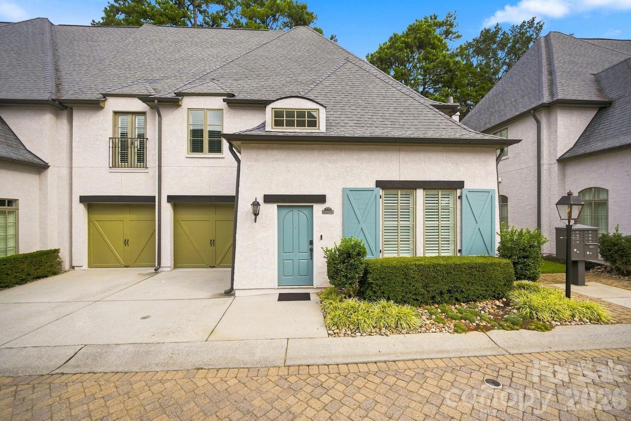 8813 Provence Village Ln., Charlotte, NC 28226