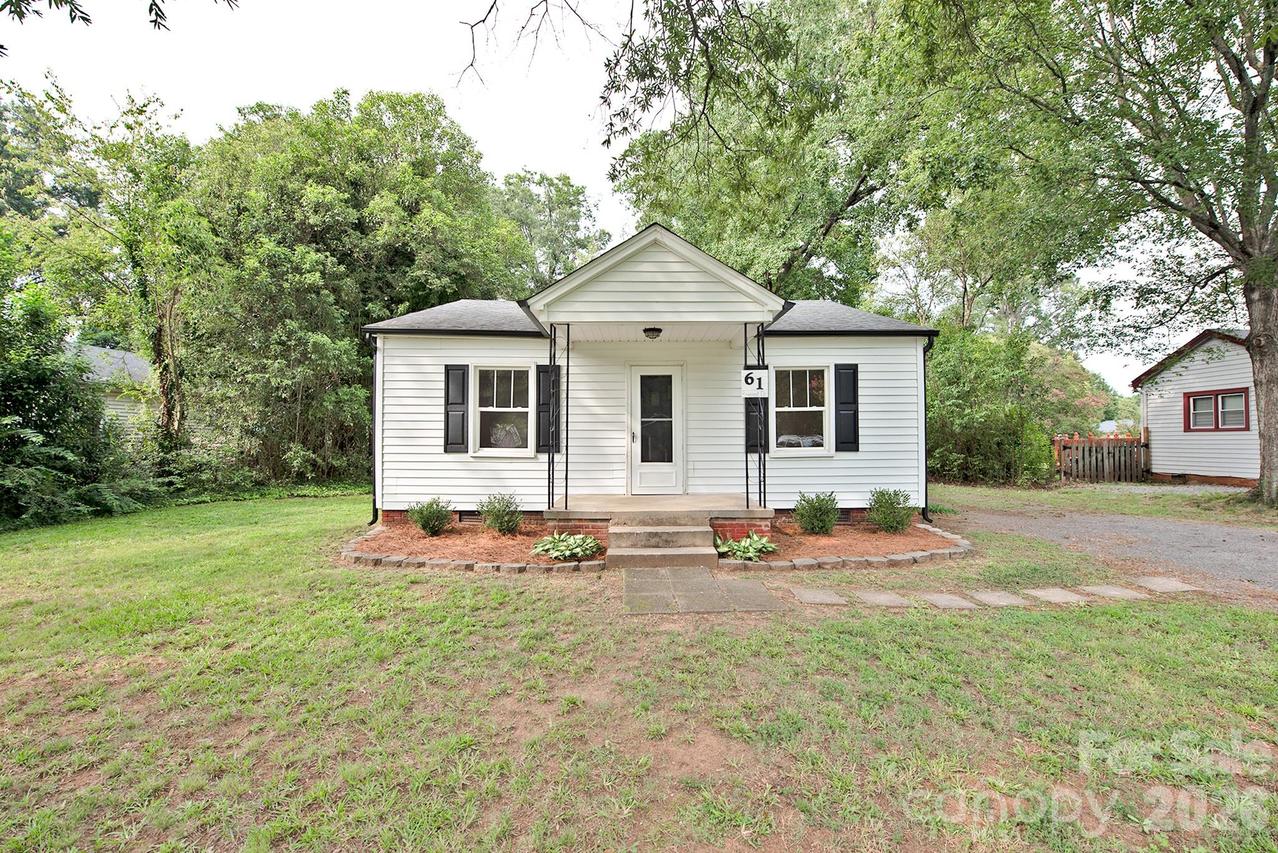 61 Pinecrest Dr., Concord, NC 28027