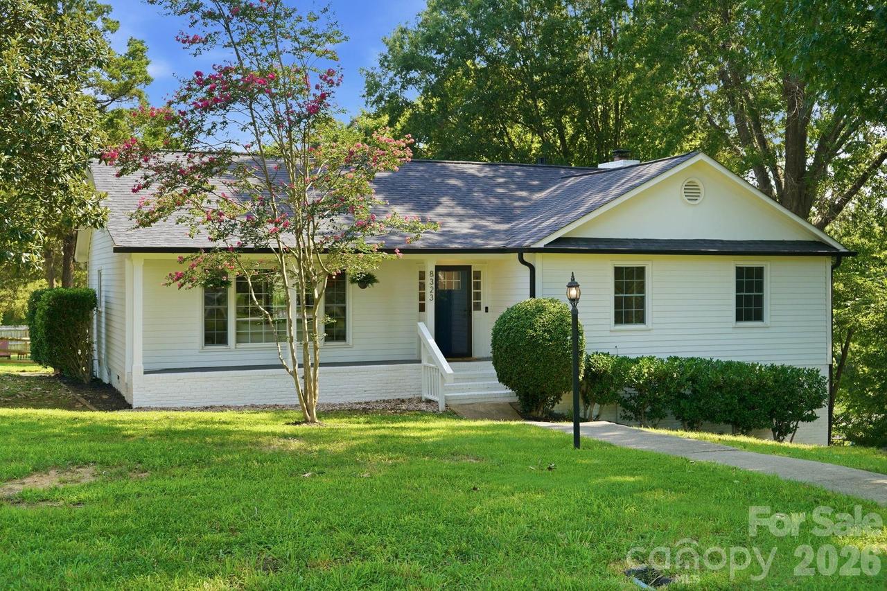 8323 Cliffside Dr., Charlotte, NC 28270