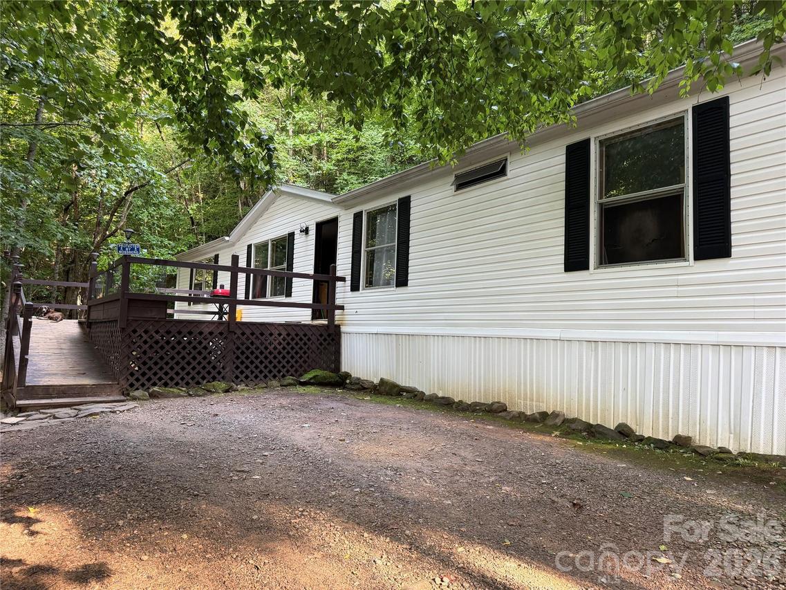 261 Warren Creek Rd., Candler, NC 28715