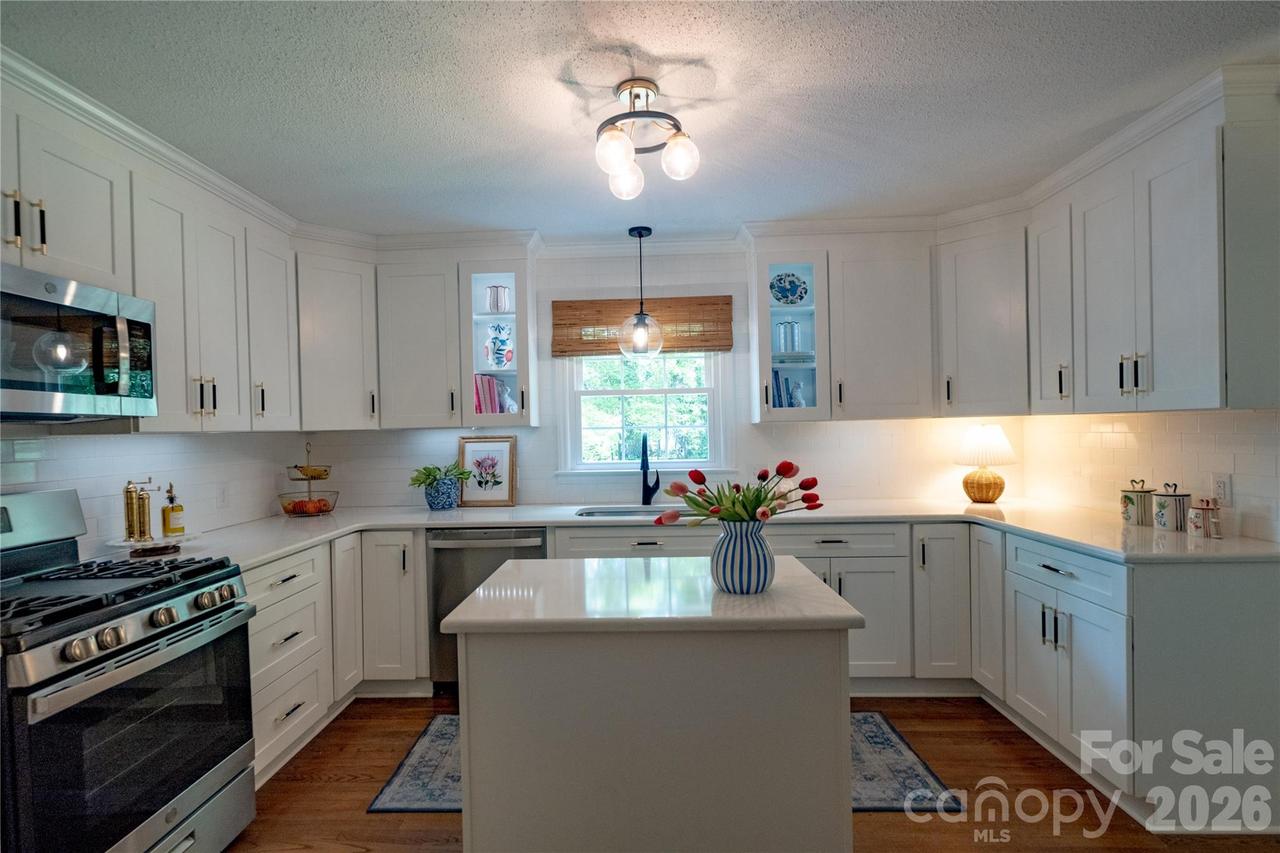 2312 Belmont Dr., Reidsville, NC 27320