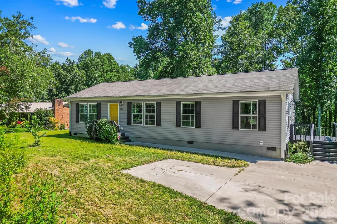 318 Souther Rd., Fletcher, NC 28732