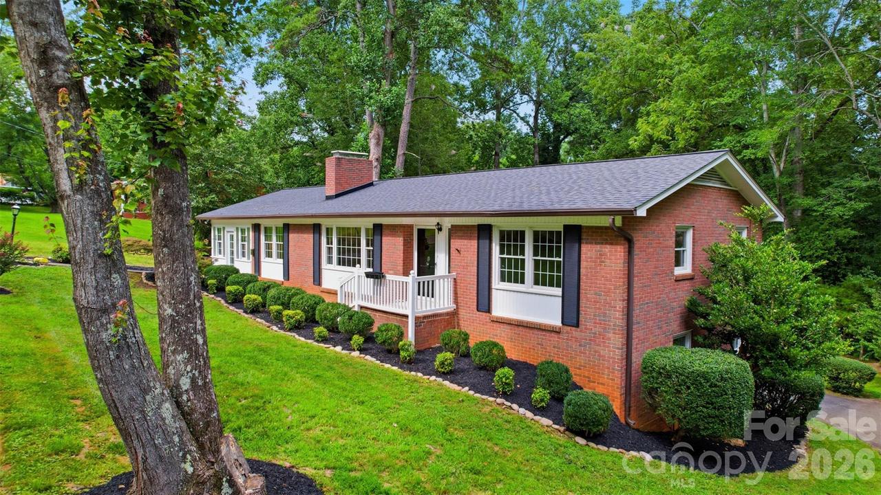 401 S East End Ave., Statesville, NC 28677