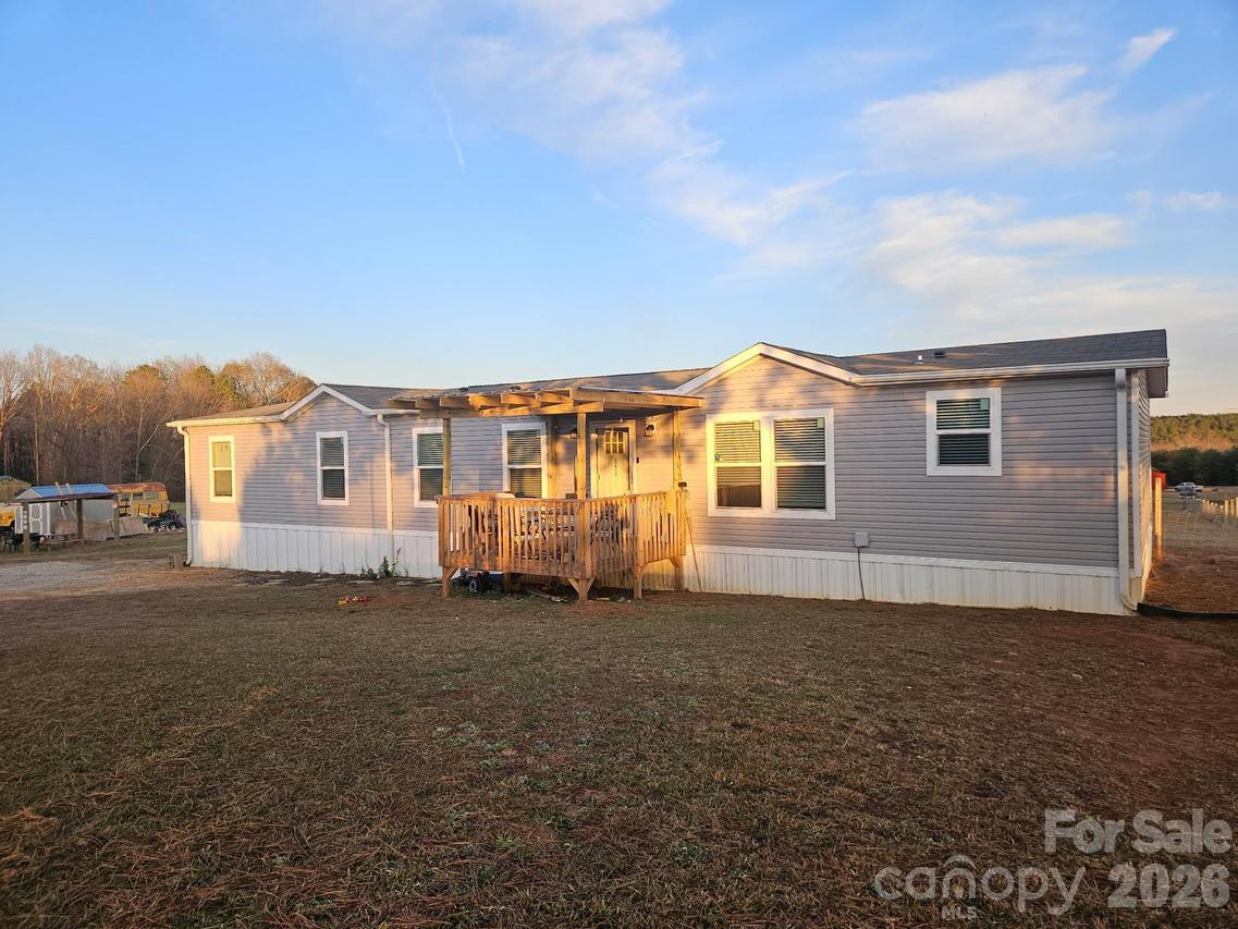 859 Henry Jenkins Rd., Mooresboro, NC 28114