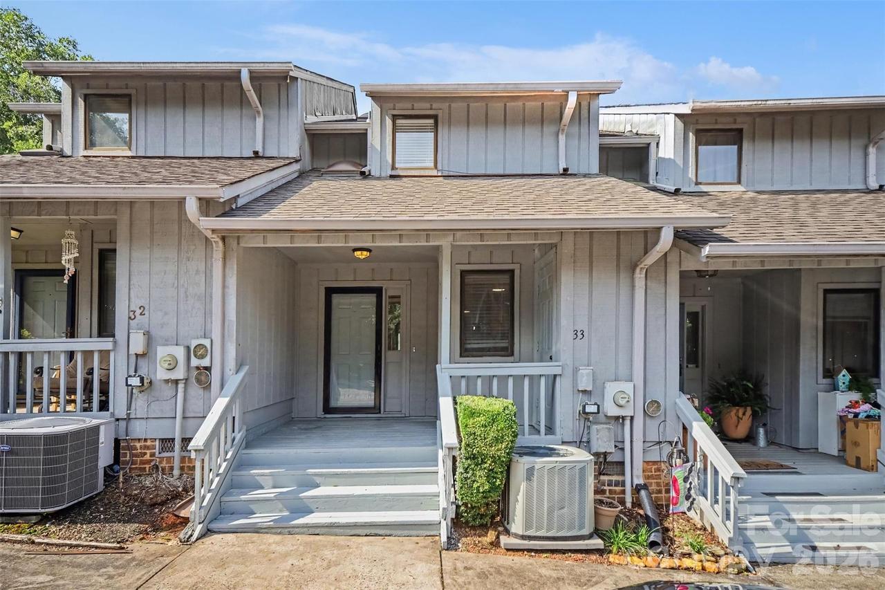 100 Willow Run Dr. #33, Gastonia, NC 28056