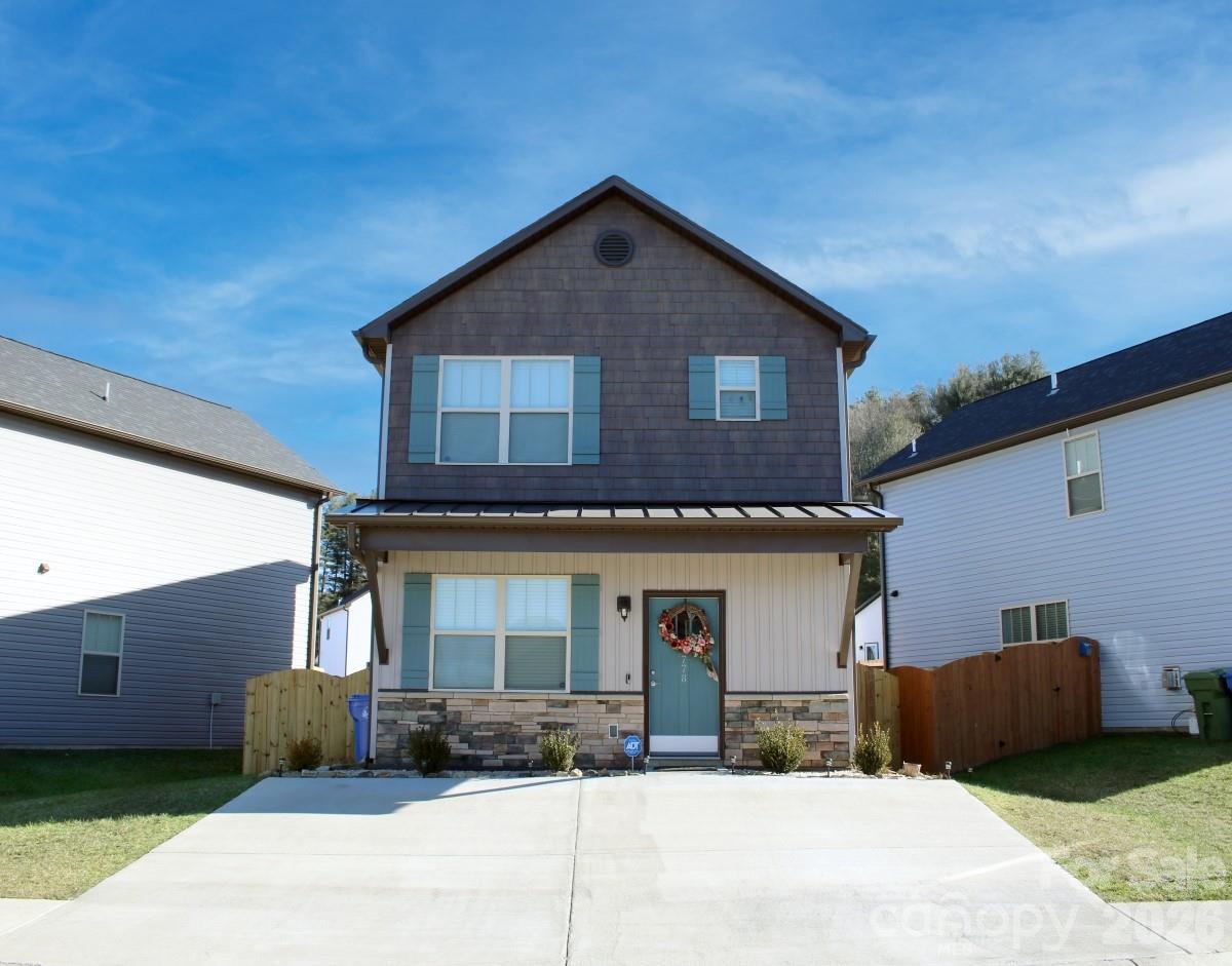 236 Slade Ln., Black Mountain, NC 28711