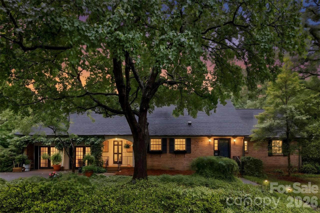 3110 Robinwood Rd., Gastonia, NC 28054