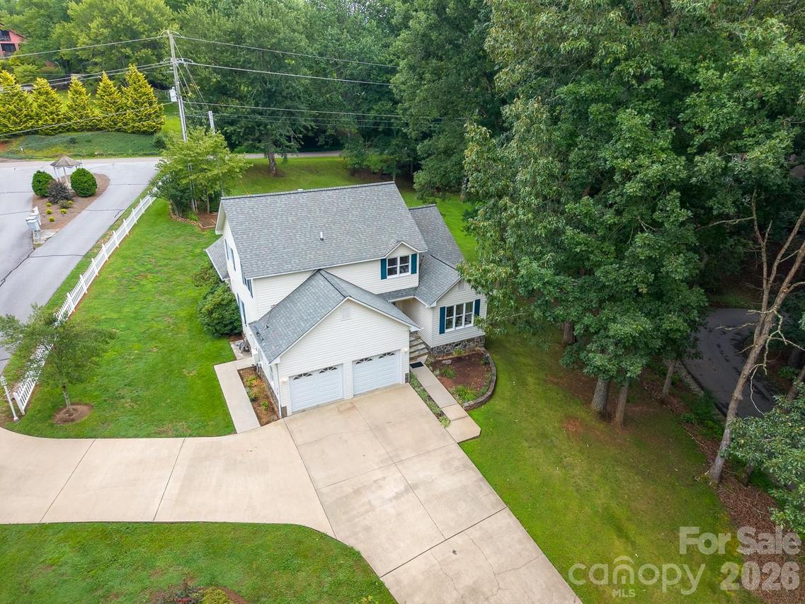 48 Main Trace, Franklin, NC 28734