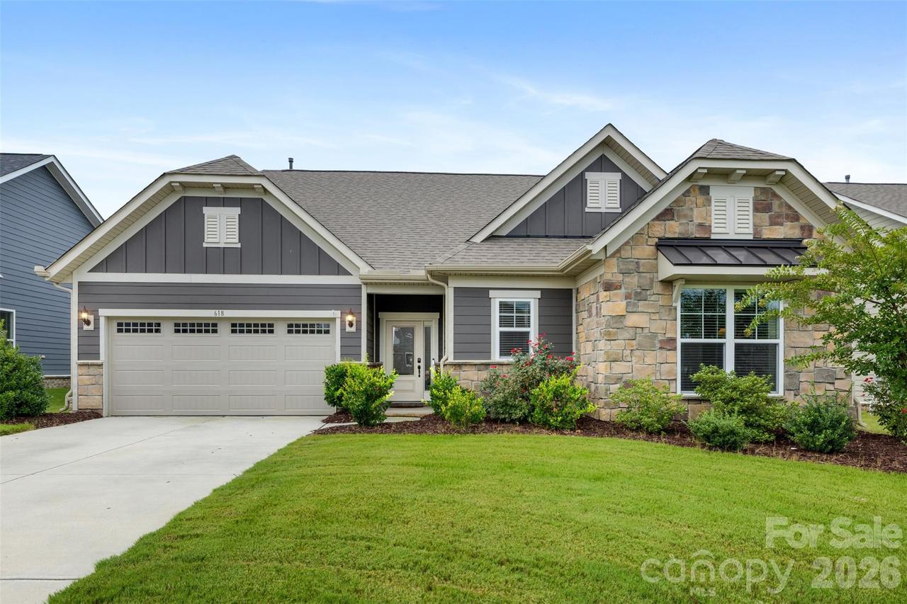 618 Hinterland Ln., Matthews, NC 28104