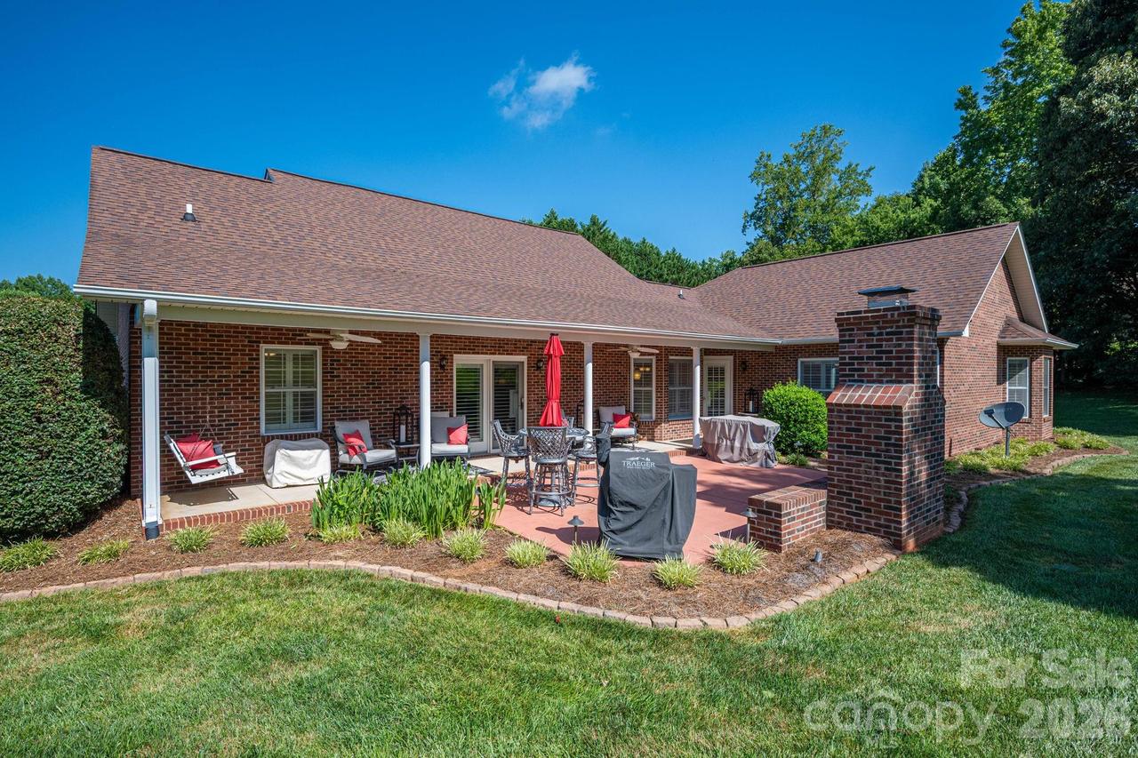 2928 Palmer Dr., Conover, NC 28613