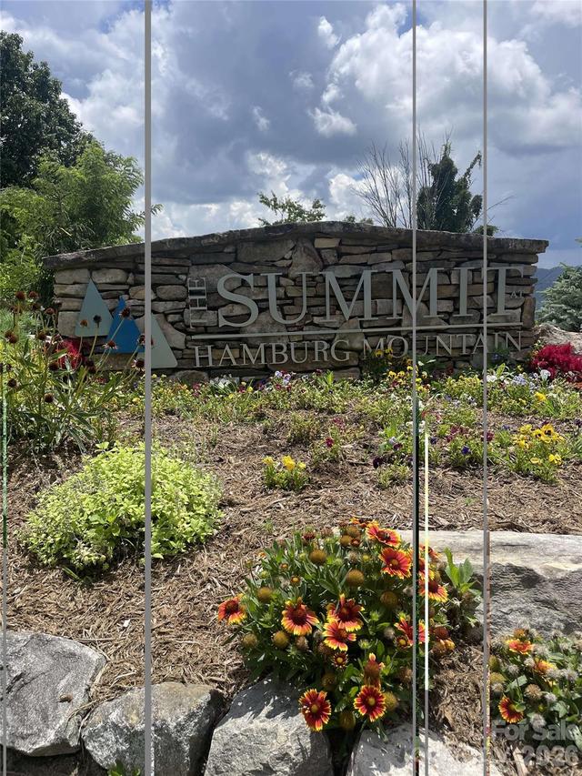 67 Longstreet Ct., Weaverville, NC 28787