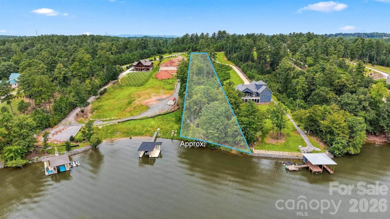 1792 Waters Edge Dr. #61, Granite Falls, NC 28630