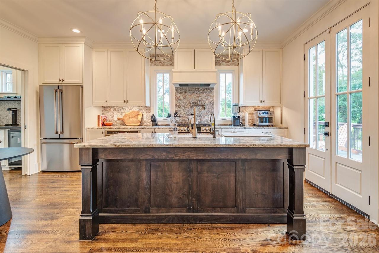 43 Walton St., Asheville, NC 28801