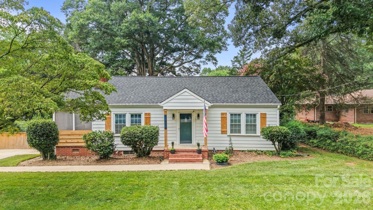 1537 S New Hope Rd., Gastonia, NC 28054