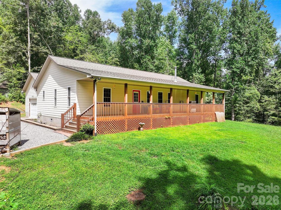 247 Poker Branch Rd., Sylva, NC 28779