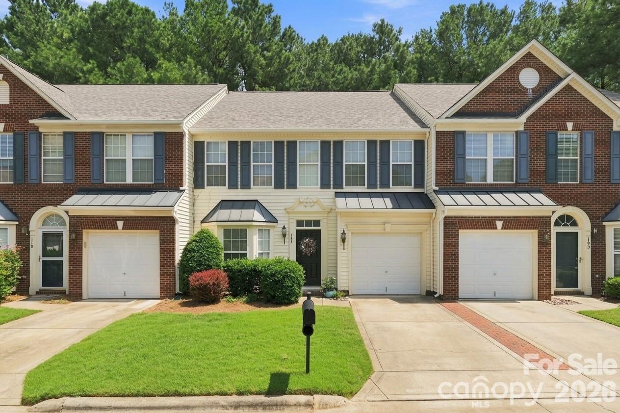 121 Kase Ct., Mooresville, NC 28117