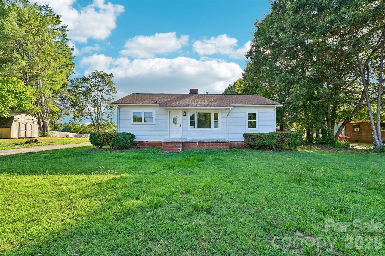 94 Galaxie Dr., Taylorsville, NC 28681