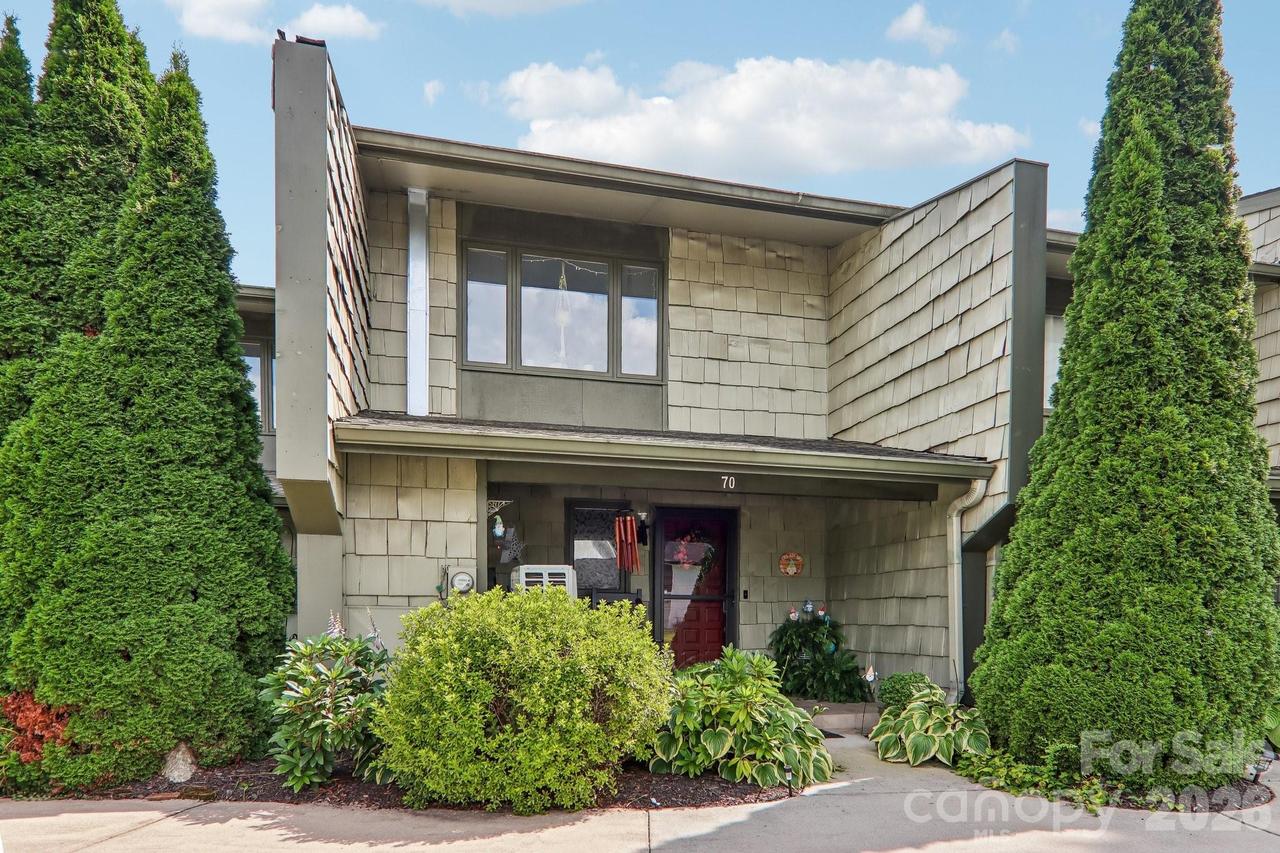 70 Ninevah Rd., Waynesville, NC 28786