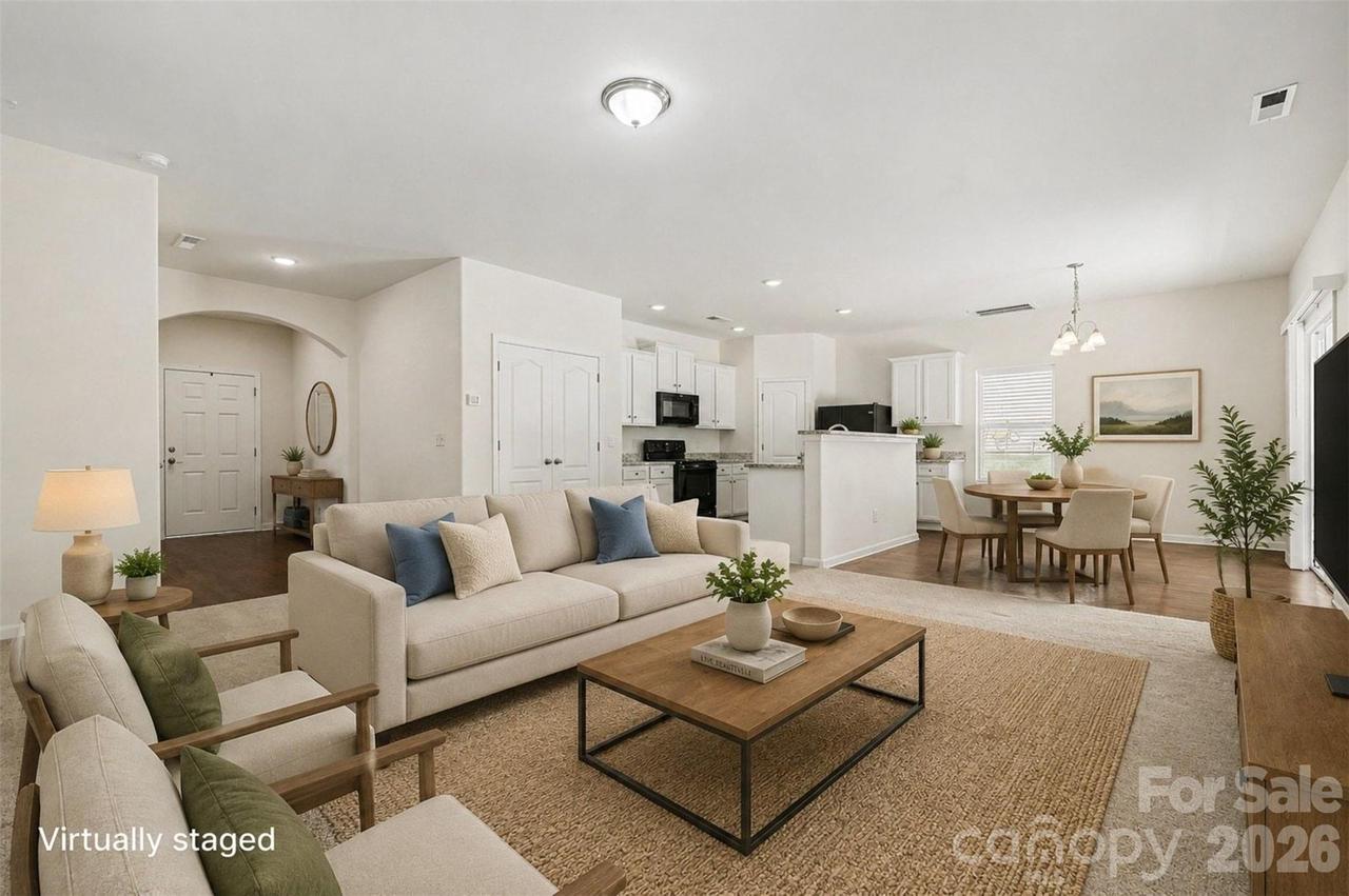 6414 Jerimoth Dr., Charlotte, NC 28215