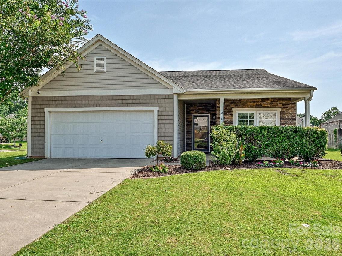 216 Austin Field Ct., Mount Holly, NC 28120