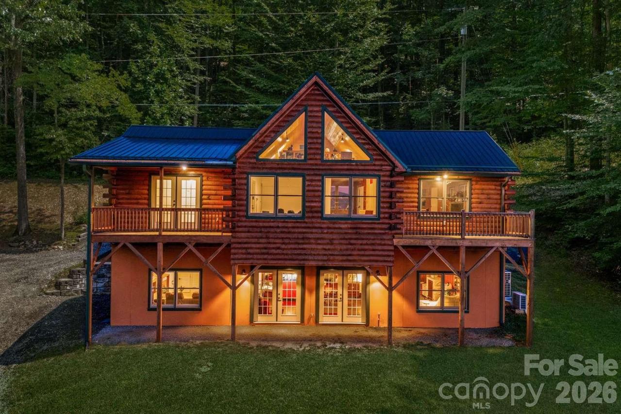 382 Paint Fork Rd., Barnardsville, NC 28709