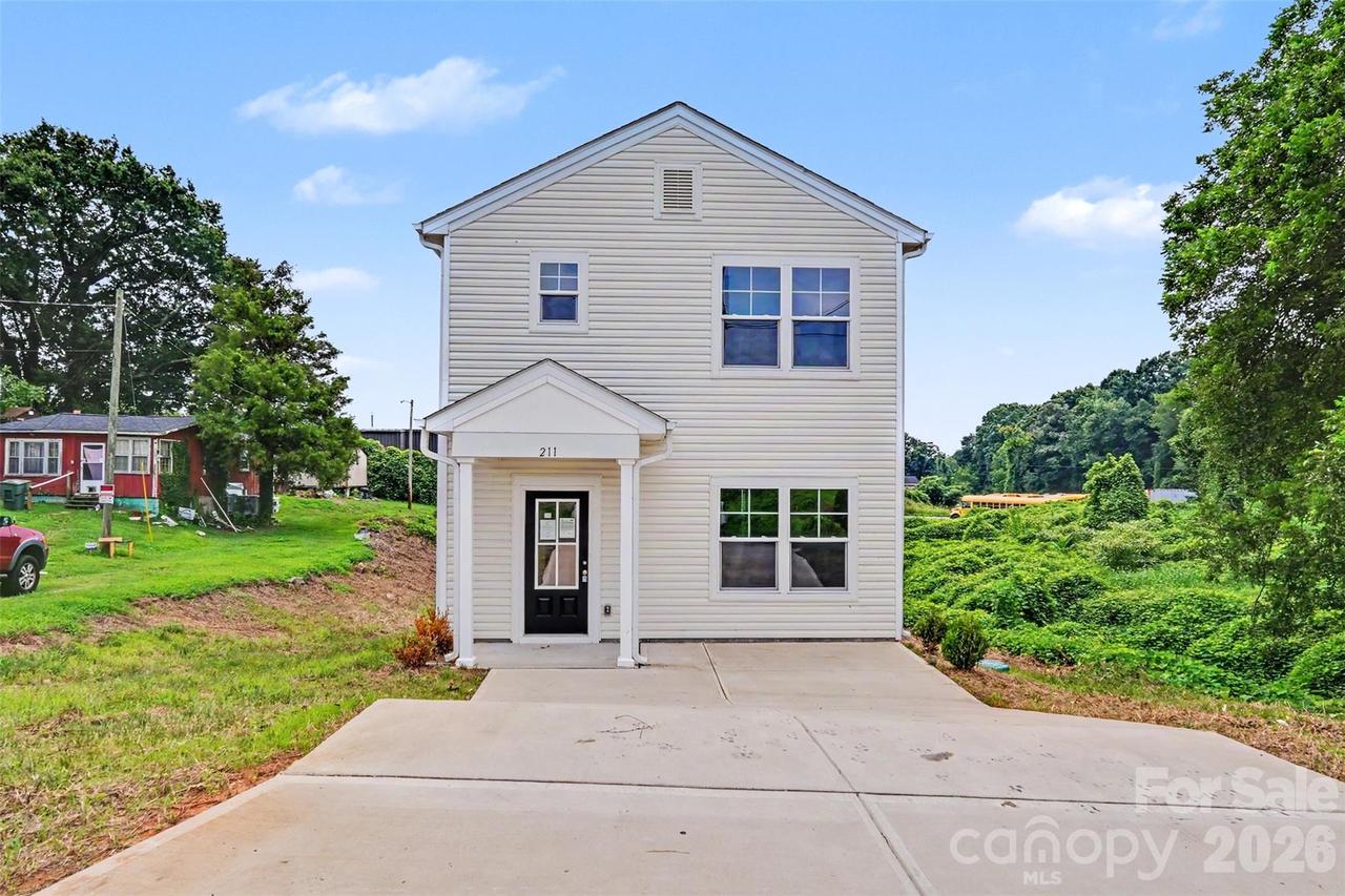 211 E 8th Ave., Gastonia, NC 28054