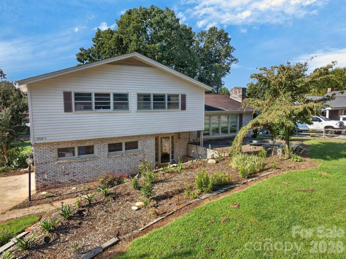 2661 Tiffany St., Conover, NC 28613