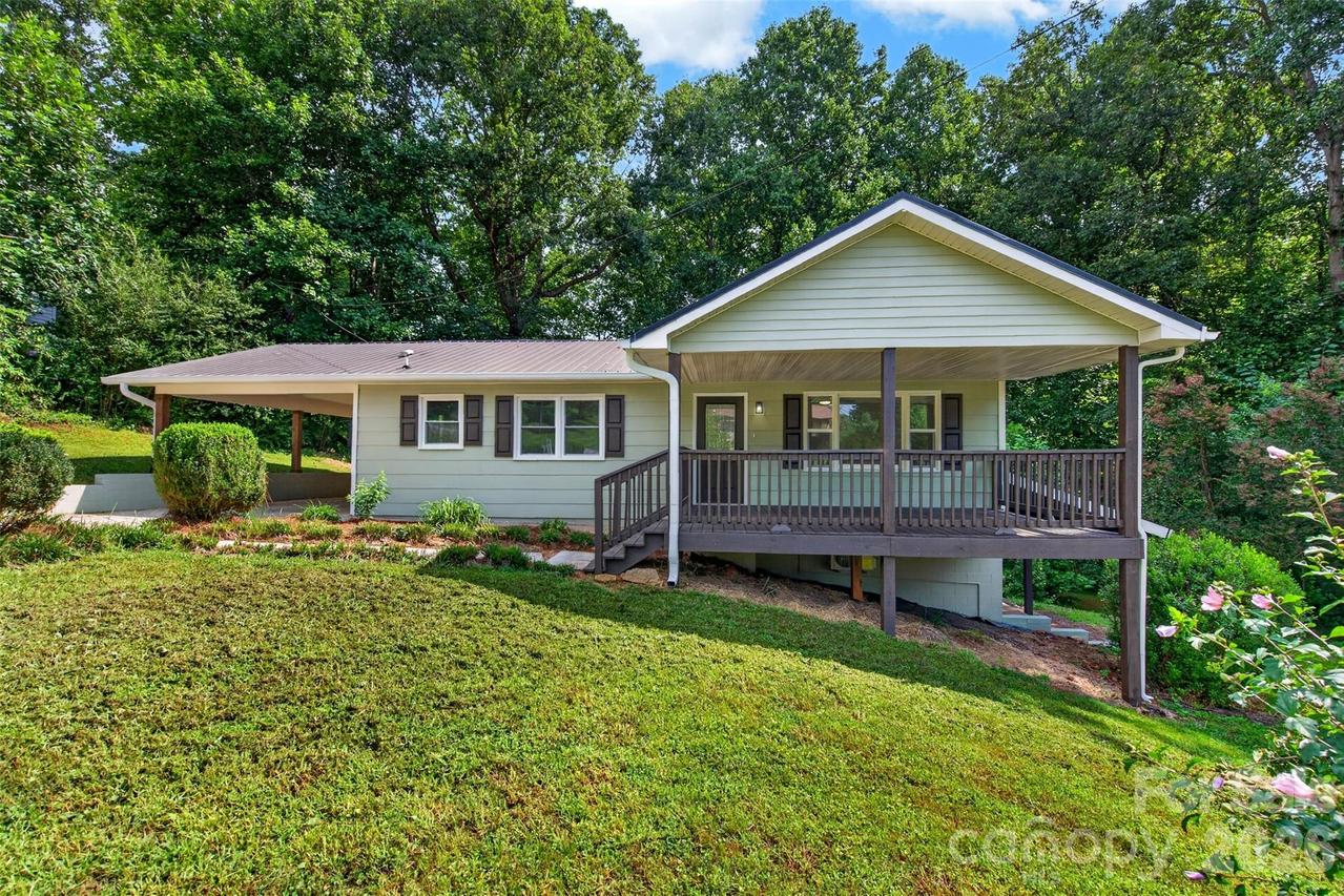 82 Olympic Dr., Old Fort, NC 28762