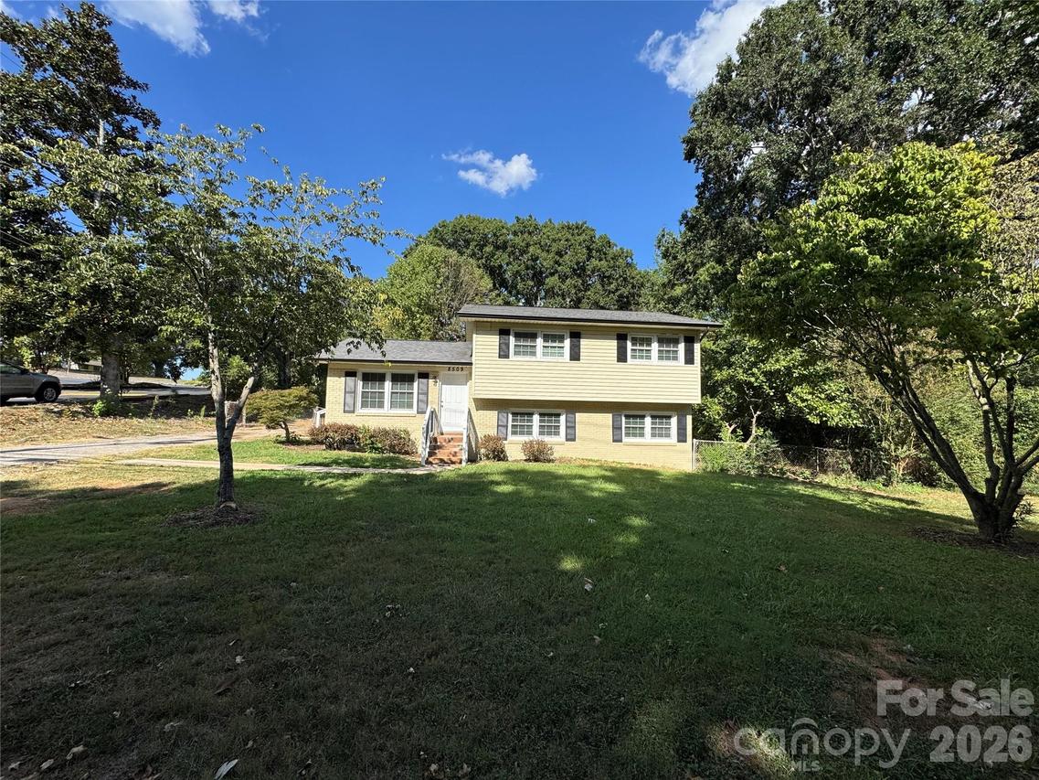 8509 Idlewild Rd., Charlotte, NC 28227