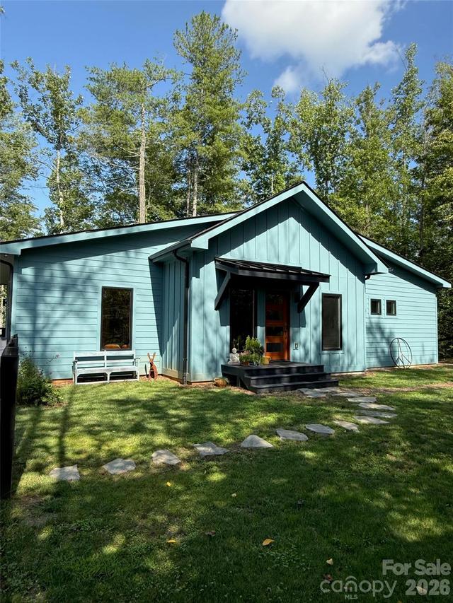 30 Sandys Home Pl., Mars Hill, NC 28754