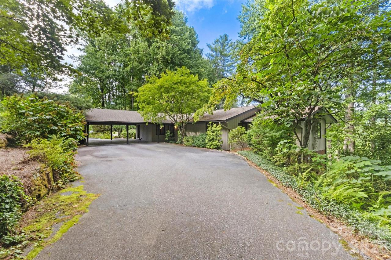 651 Glen Cannon Dr., Pisgah Forest, NC 28768