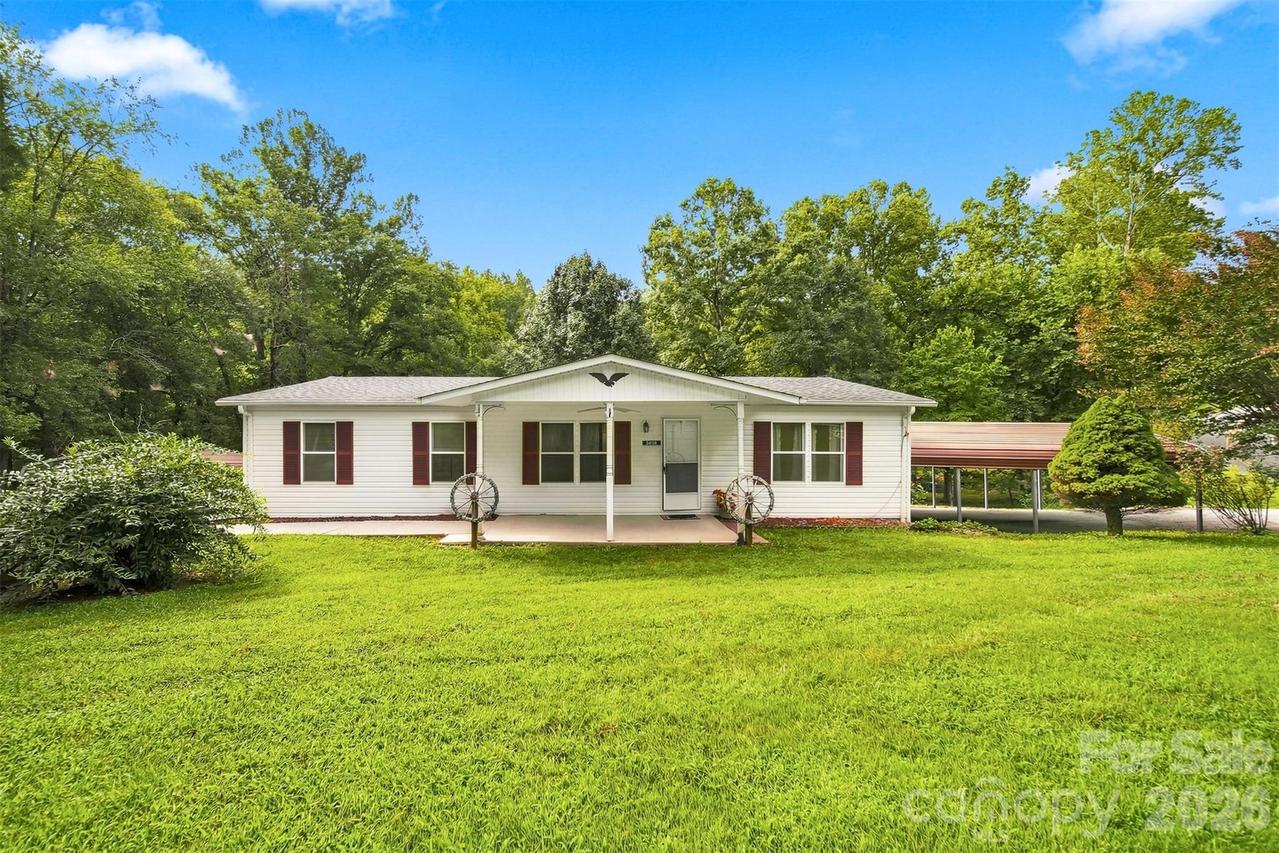 3408 Landis Ln., Nebo, NC 28761
