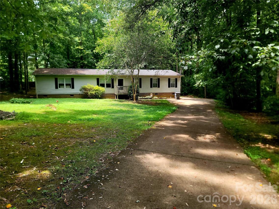 121 Sylvan Dr., Statesville, NC 28677