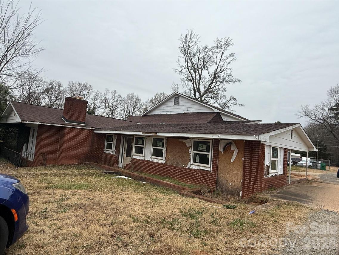 8106 Mount Holly Rd., Charlotte, NC 28214