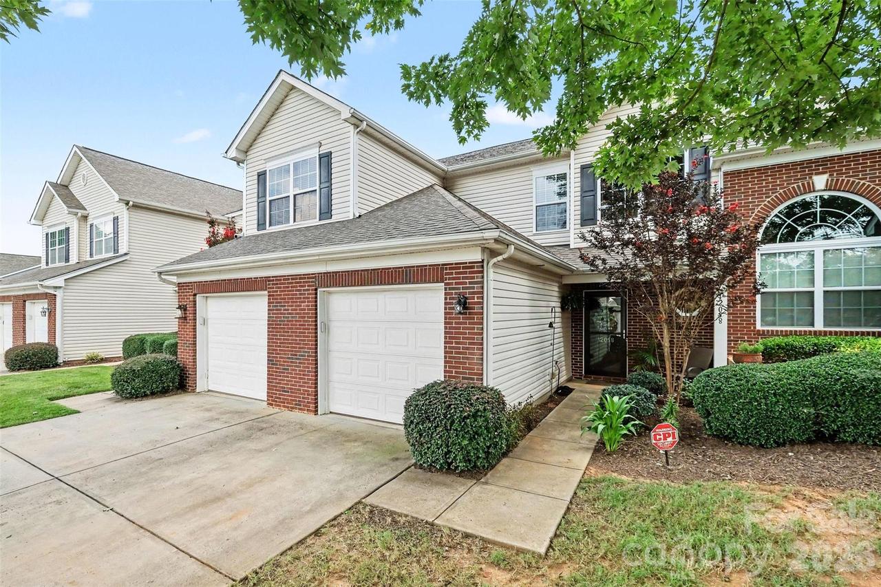 12058 Stratfield Place Cir., Pineville, NC 28134