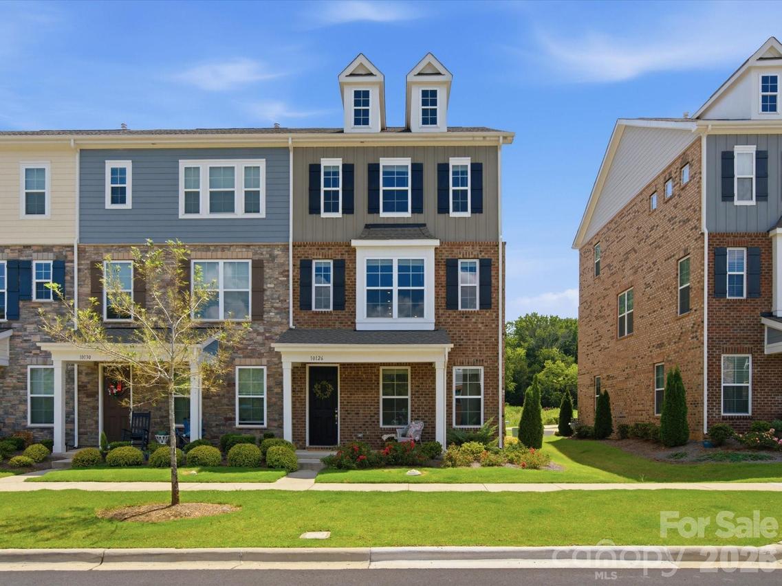 10126 Hemingway Pl., Charlotte, NC 28227