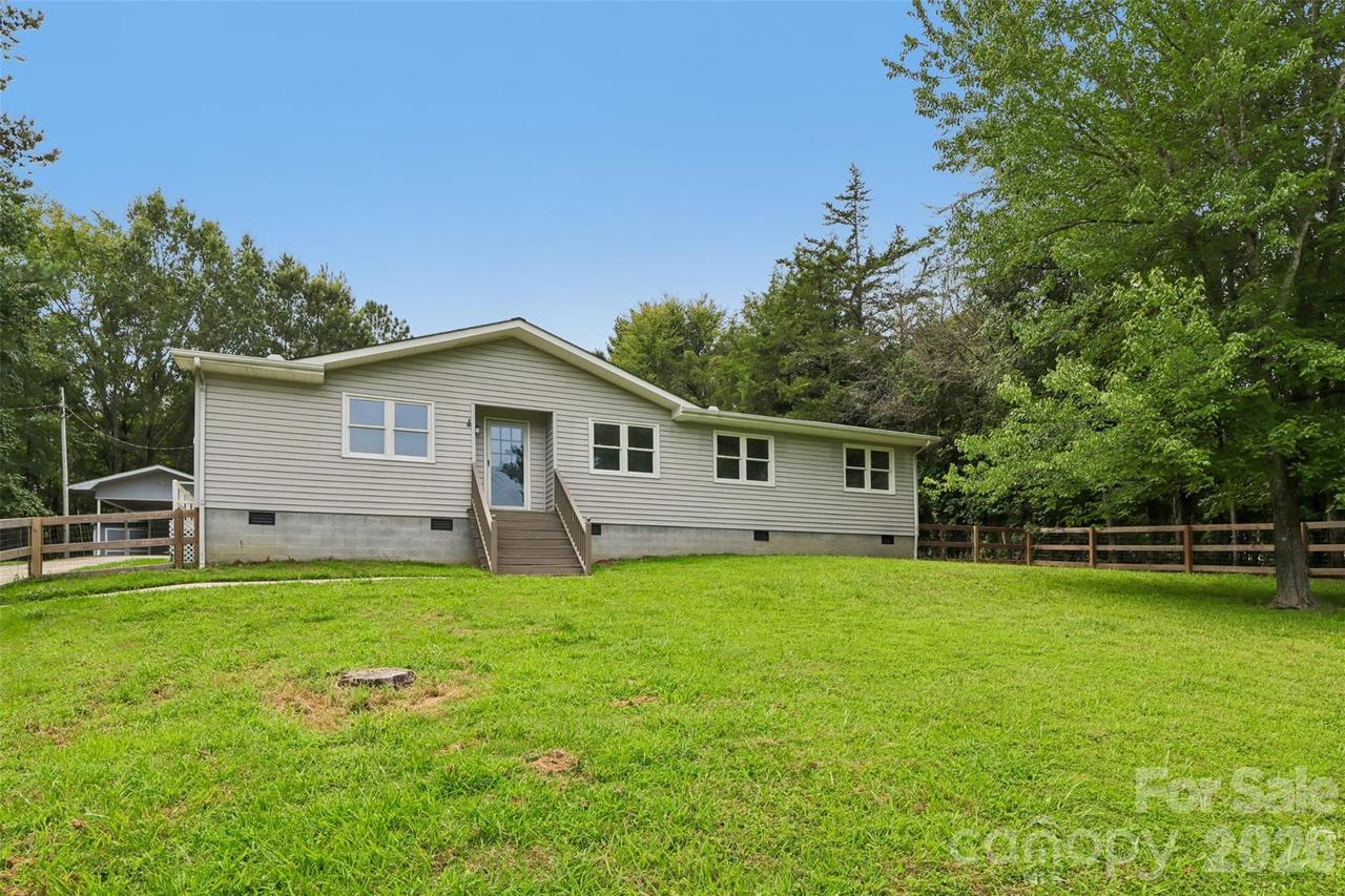 33269 Courtland Dr., Albemarle, NC 28001