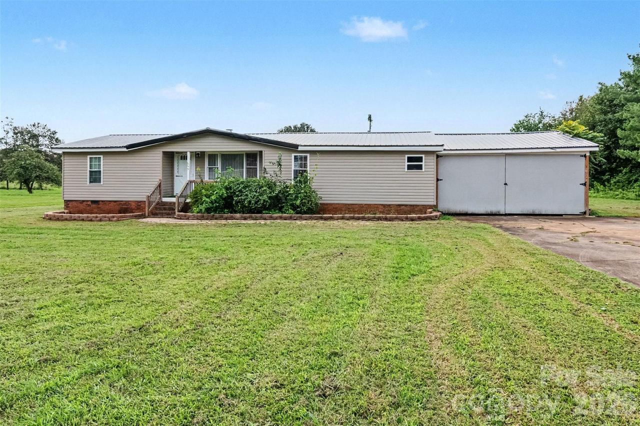 599 Scotts Creek Rd., Statesville, NC 28625