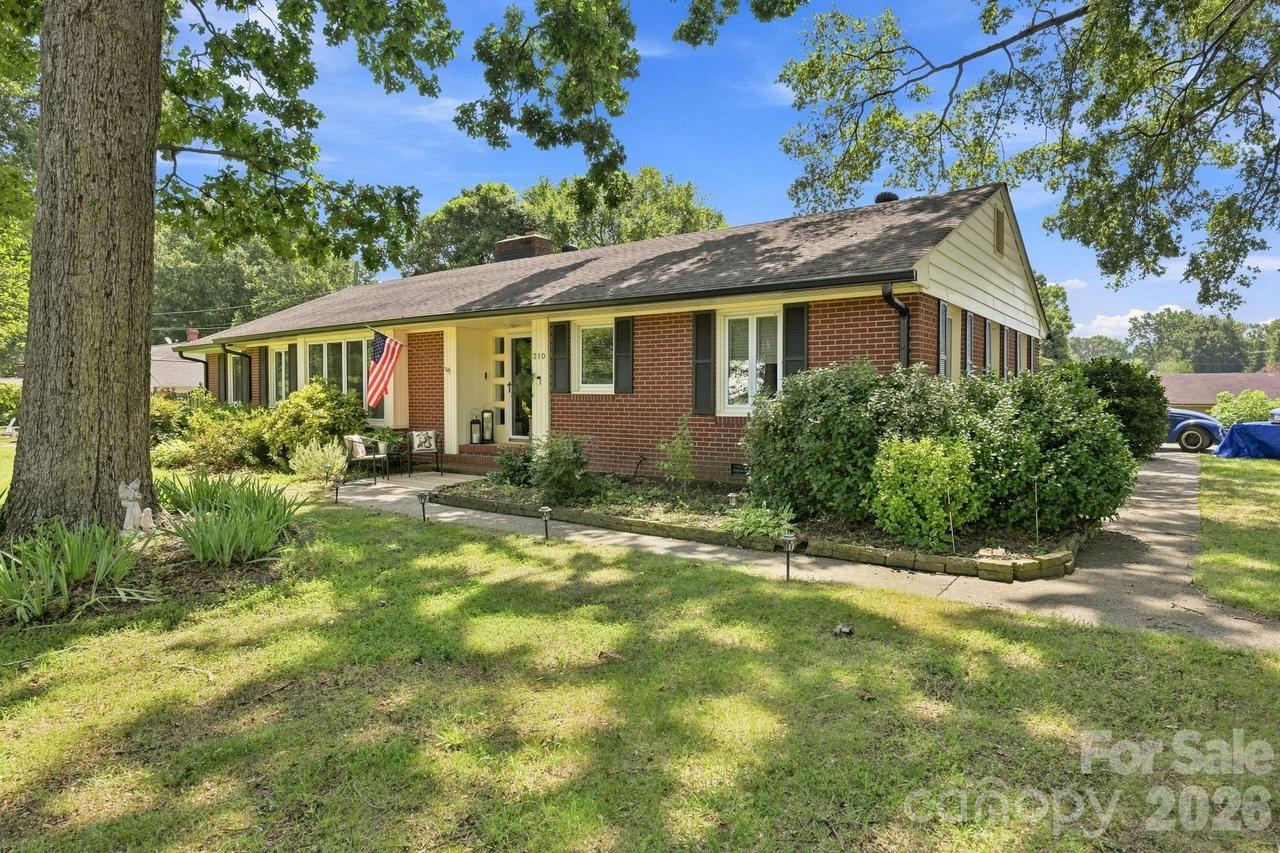 310 Brook St., Kannapolis, NC 28083