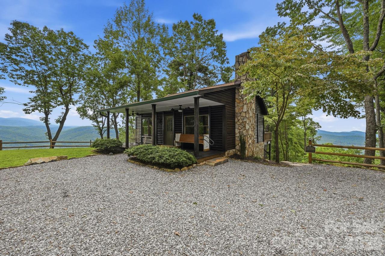 345 Chalk Dust Tr., Purlear, NC 28665
