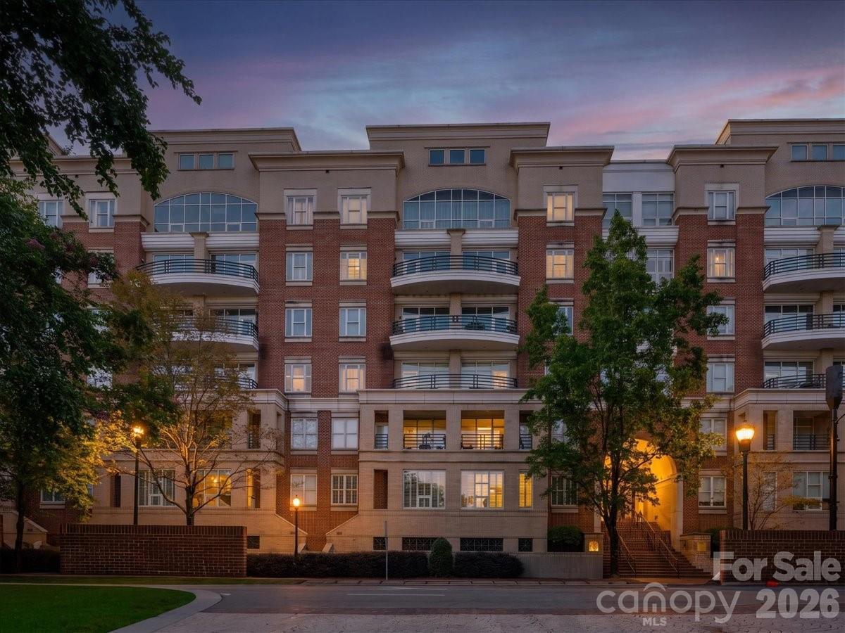 400 N Church St. #215, Charlotte, NC 28202