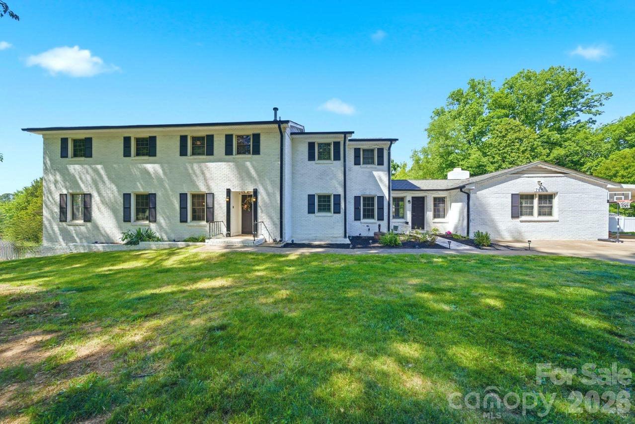 701 E Iowa Ave., Bessemer City, NC 28016