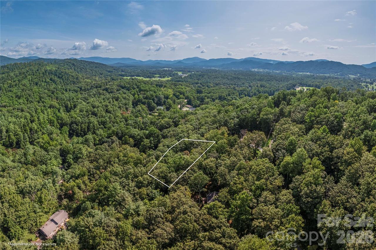 99999 Claru Ridge, Fletcher, NC 28732