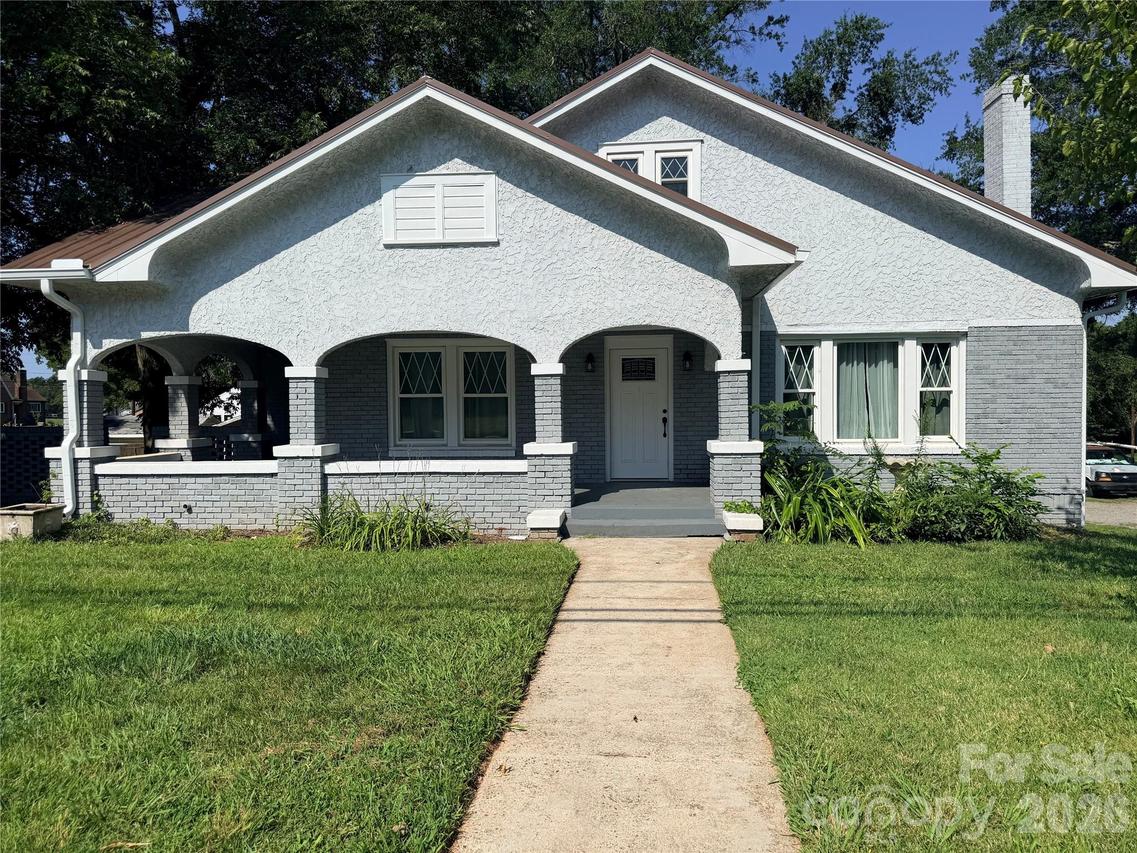 2709 N Main Ave., Newton, NC 28658