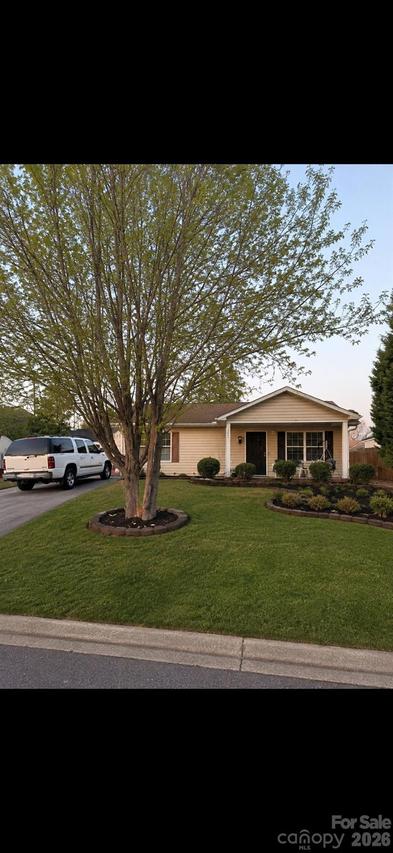 624 New Way Dr., Gastonia, NC 28052