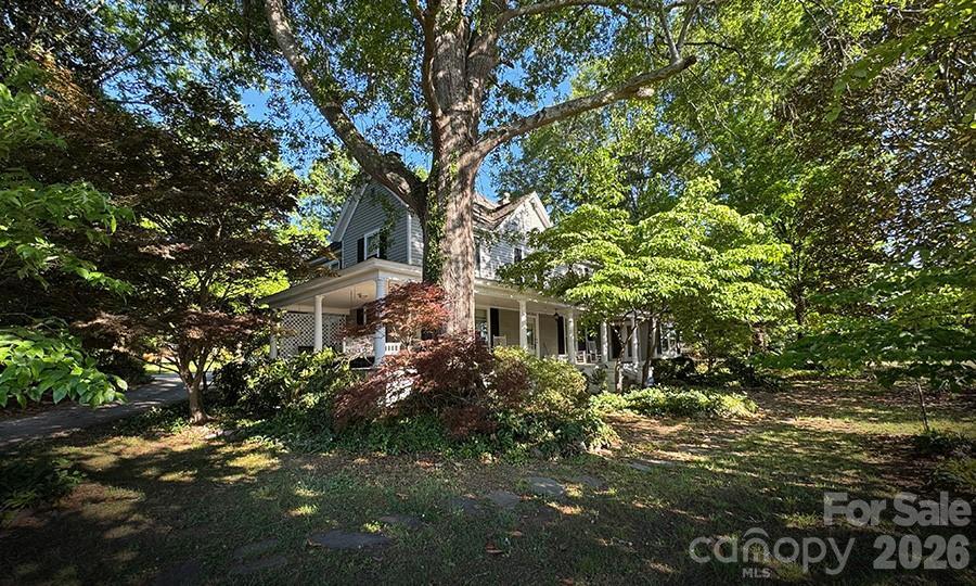 842 N Aspen St., Lincolnton, NC 28092