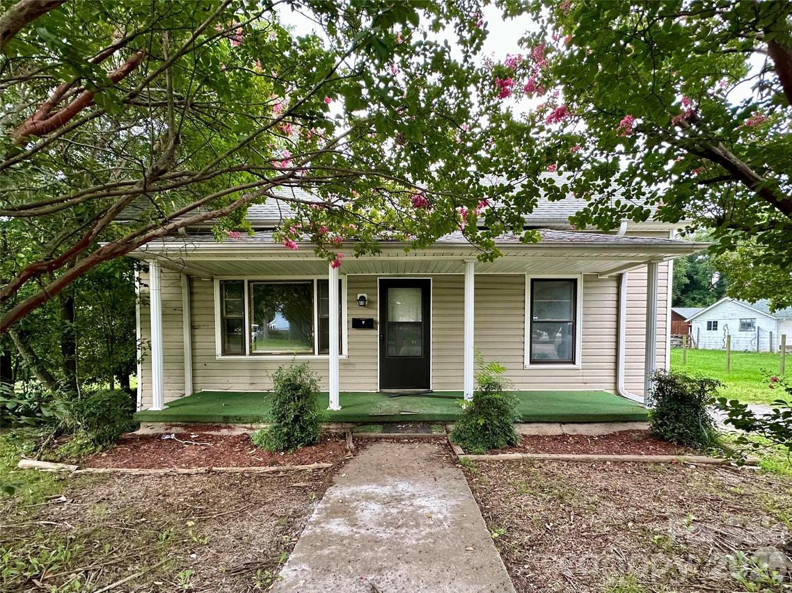 410 Modena St., Gastonia, NC 28054