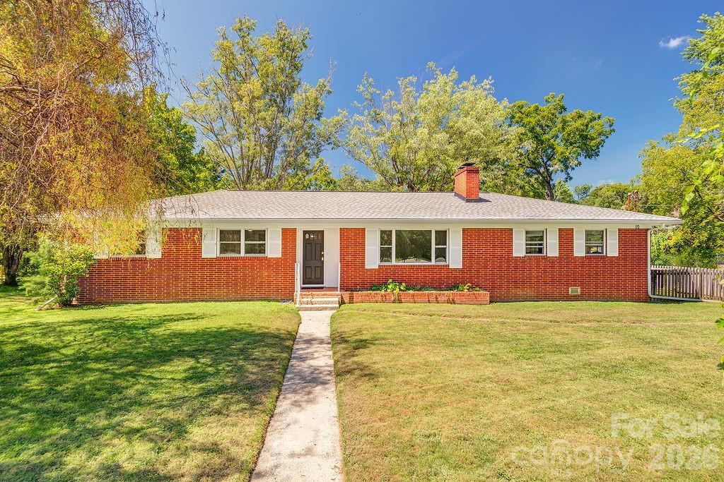 10 Meadowview Rd., Asheville, NC 28804