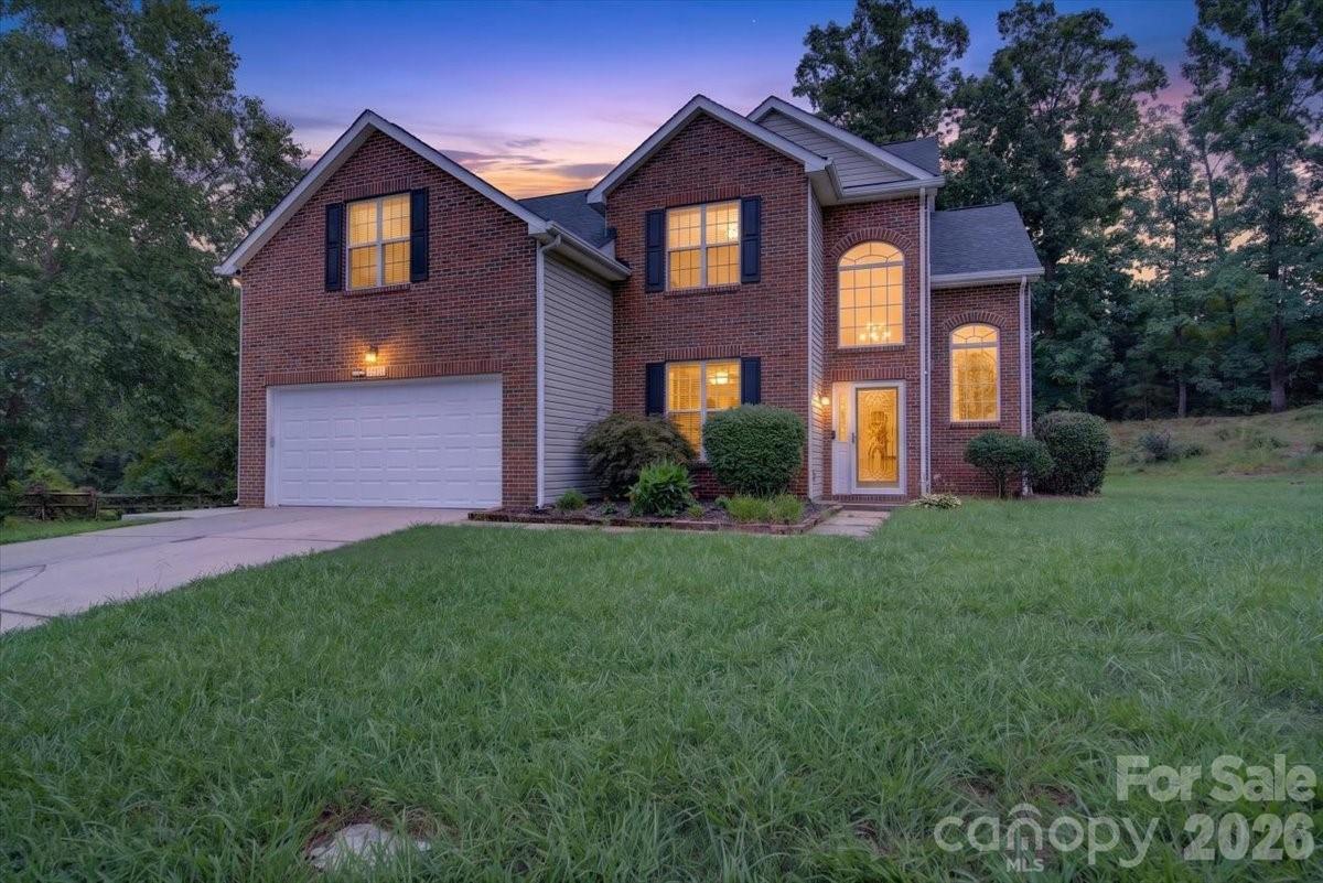 8100 Laurel Run Dr., Charlotte, NC 28269